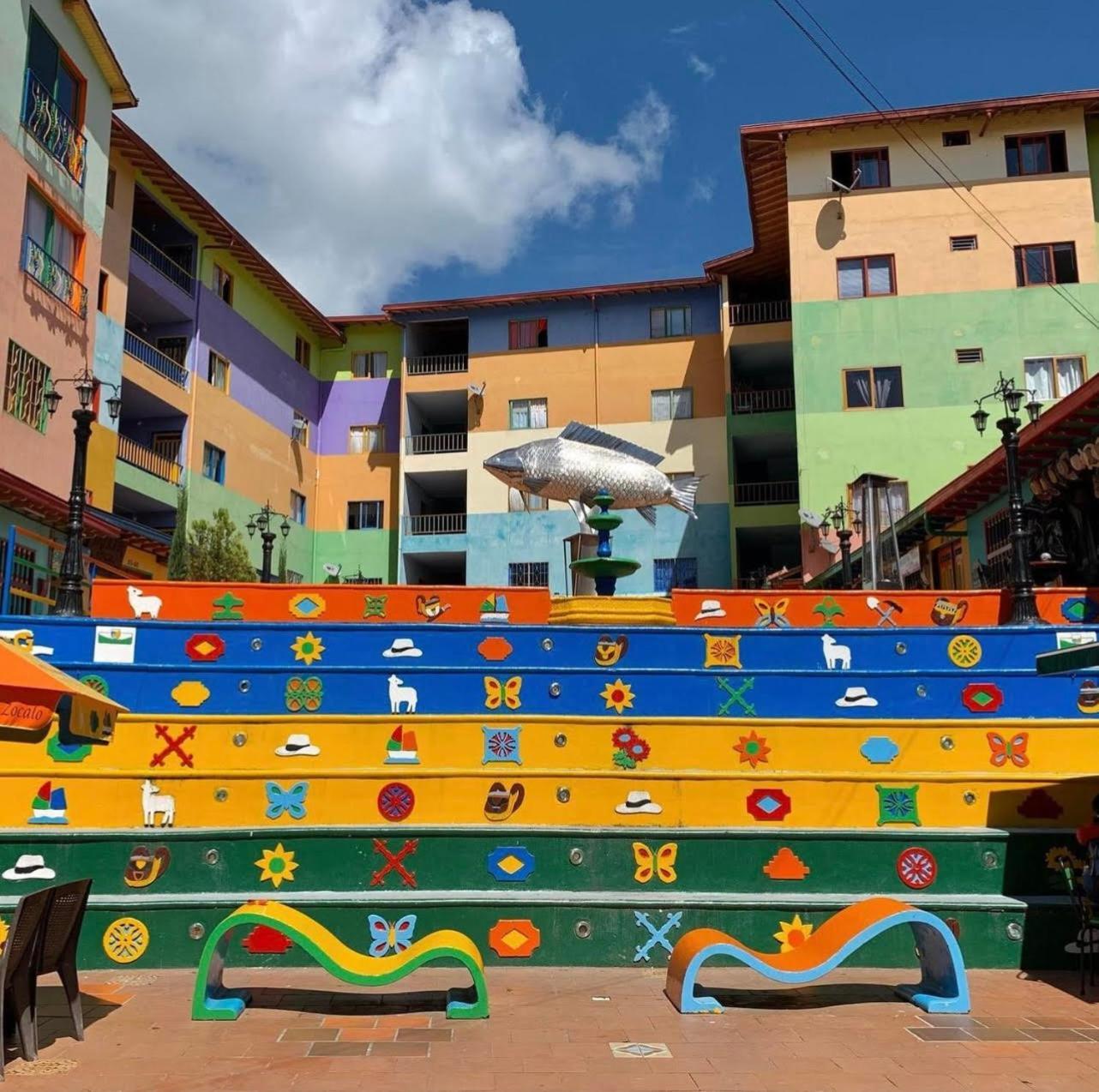 Apartamento Plazoleta De Colores Guatapé Exterior photo