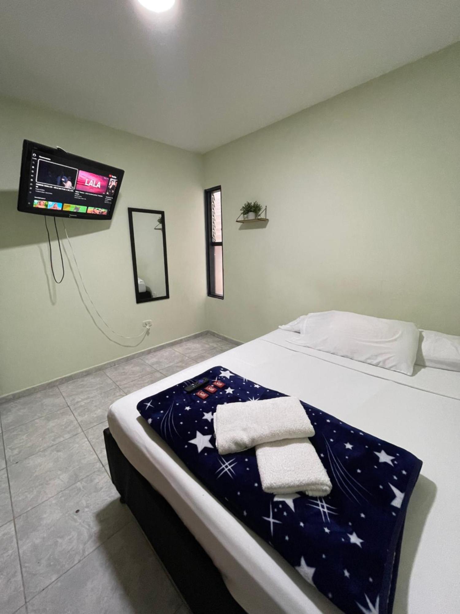 Apartamento Plazoleta De Colores Guatapé Exterior photo
